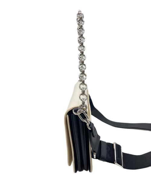 FURLA（フルラ）FURLA (フルラ) パテントチェーンショルダーバッグ ホワイト サイズ:実寸参照の古着・服飾アイテム