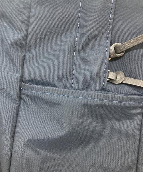 STANDARD SUPPLY（スタンダードサプライ）STANDARD SUPPLY (スタンダードサプライ) BEAMS (ビームス) 別注 Daily Day Pack デイリーデイパック　リュック　タウンユース ネイビー サイズ:実寸参照の古着・服飾アイテム