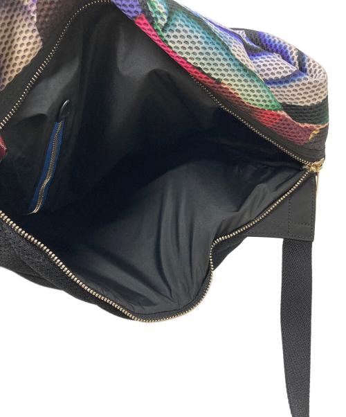 PAUL SMITH（ポールスミス）PAUL SMITH (ポールスミス) 総柄メッシュリュック　バックパック マルチカラー サイズ:実寸参照の古着・服飾アイテム