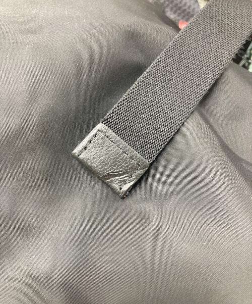 PAUL SMITH（ポールスミス）PAUL SMITH (ポールスミス) 総柄メッシュリュック　バックパック マルチカラー サイズ:実寸参照の古着・服飾アイテム