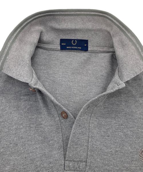 FRED PERRY（フレッドペリー）FRED PERRY (フレッドペリー) 半袖ポロシャツ グレー サイズ:38の古着・服飾アイテム