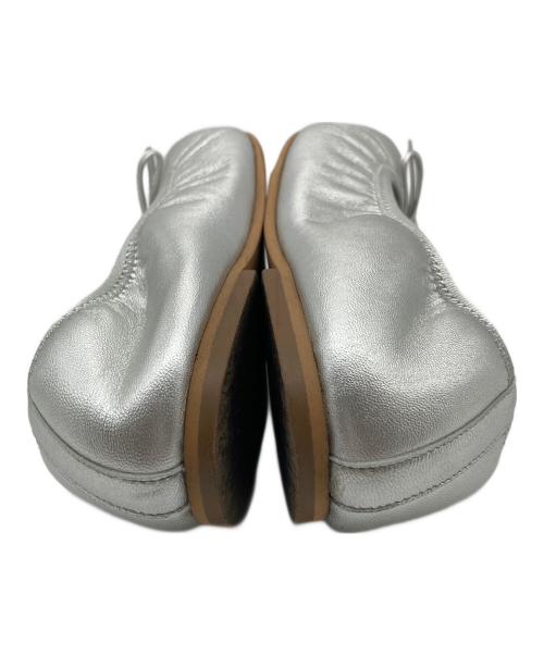 DRESSTERIOR（ドレステリア）DRESSTERIOR (ドレステリア) ソフトレザーバレエシューズ シルバー サイズ:37の古着・服飾アイテム