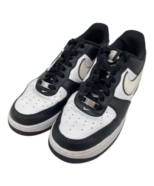 NIKE（ナイキ）NIKE (ナイキ) ローカットスニーカー　フォースワン ブラック×ホワイト サイズ:US9.5の古着・服飾アイテム