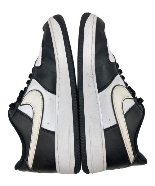 NIKE（ナイキ）NIKE (ナイキ) ローカットスニーカー　フォースワン ブラック×ホワイト サイズ:US9.5の古着・服飾アイテム