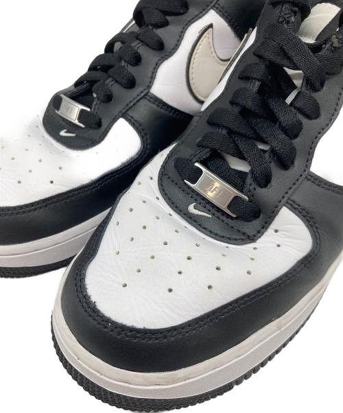 NIKE（ナイキ）NIKE (ナイキ) ローカットスニーカー　フォースワン ブラック×ホワイト サイズ:US9.5の古着・服飾アイテム
