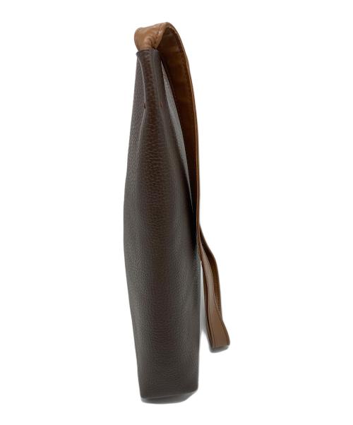 HENDER SCHEME（エンダースキーマ）Hender Scheme (エンダースキーマ) piano shoulder small レザーショルダーバッグ ブラウン サイズ:実寸参照の古着・服飾アイテム