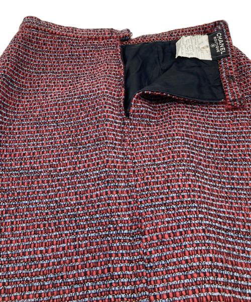 CHANEL（シャネル）CHANEL (シャネル) ライオンボタンツイードジャケット＆スカートセットアップ レッド サイズ:38の古着・服飾アイテム