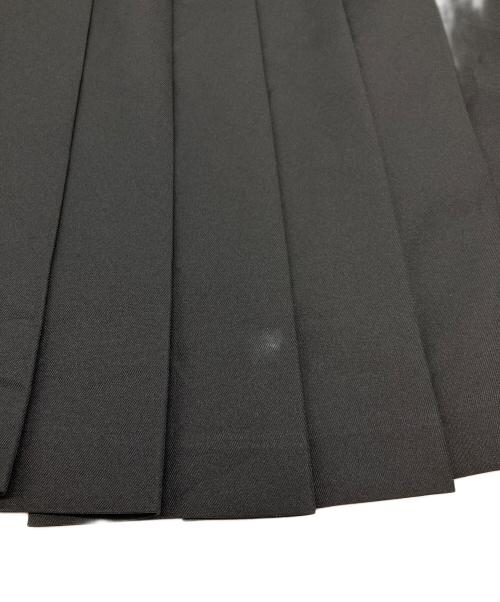 BLACK COMME des GARCONS（ブラックコムデギャルソン）BLACK COMME des GARCONS (ブラックコムデギャルソン) 25SS サイドファスナープリーツスカート　日本 ブラック サイズ:Sの古着・服飾アイテム