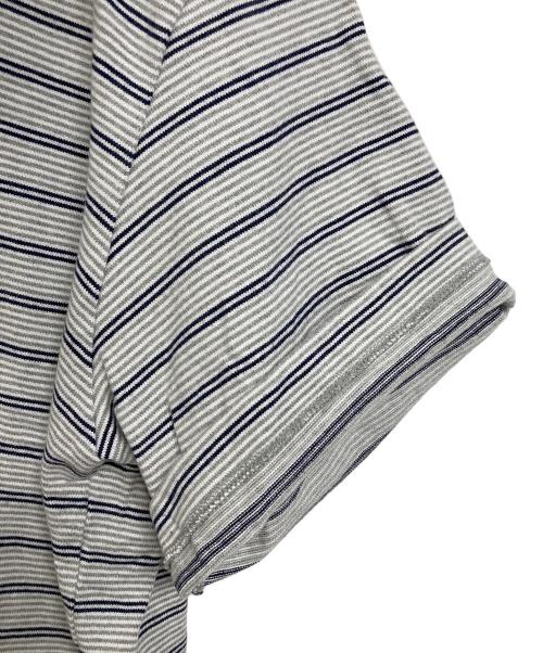 UNIVERSAL PRODUCTS.（ユニバーサルプロダクツ）UNIVERSAL PRODUCTS. (ユニバーサルプロダクツ) MULTI BORDER S/S POLO ポロシャツ　ボーダーポロシャツ グレー サイズ:2の古着・服飾アイテム
