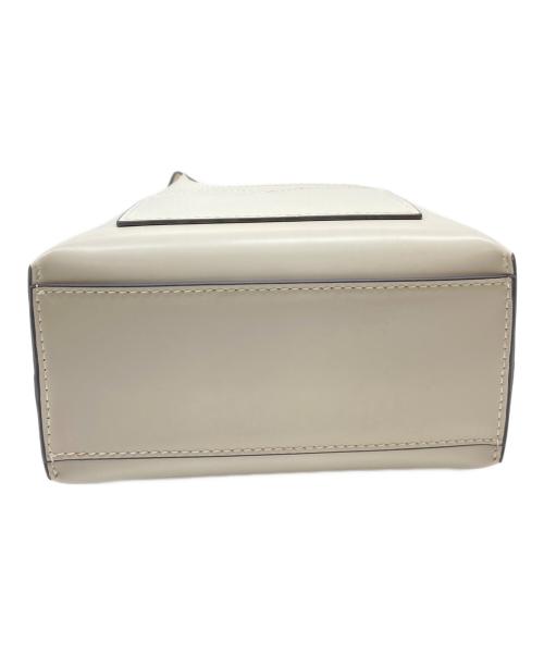 tov（トーヴ）tov (トーヴ) bridge pochette 　ハンドバッグ　ショルダーバッグ アイボリー サイズ:実寸参照の古着・服飾アイテム