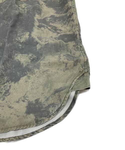 DIESEL（ディーゼル）DIESEL (ディーゼル) S-DEWNY-CMF 迷彩柄シャツ カーキ サイズ:50 未使用品の古着・服飾アイテム