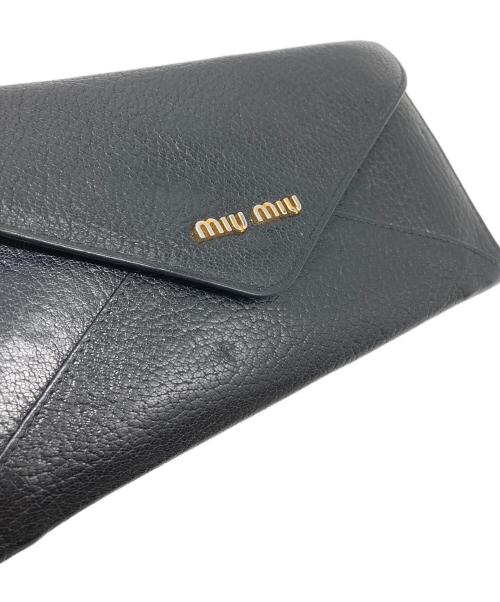 MIU MIU（ミュウミュウ）MIU MIU (ミュウミュウ) マドラスレザーウォレット長財布 ブラック サイズ:実寸参照の古着・服飾アイテム