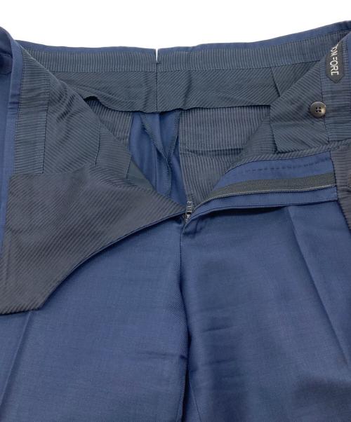 TOM FORD（トムフォード）TOM FORD (トムフォード) Sharkskin Wool Fit Y Suit　シャークスキンウールフィットワイスーツ　パンツスーツ　ビジネス　イタリア製 ネイビー サイズ:7−48Rの古着・服飾アイテム