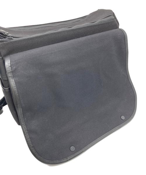 PORTER（ポーター）PORTER (ポーター) Nikon (ニコン) カメラバッグ　ショルダーバッグ ブラック サイズ:実寸参照の古着・服飾アイテム