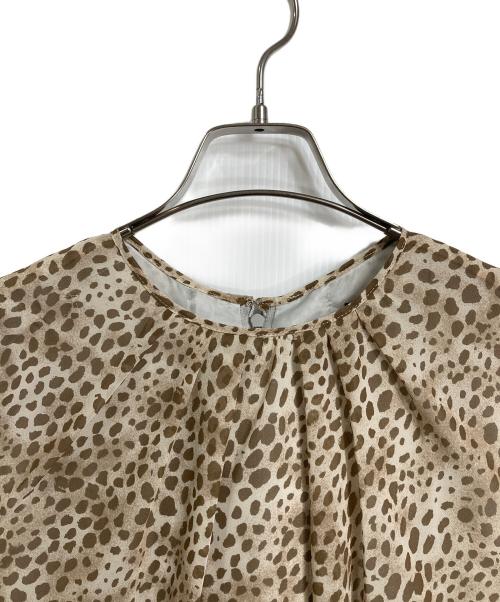 VELLA（ベラ）VELLA (ベラ) ノースリーブワンピース　レオパード　日本製 ベージュ サイズ: 40の古着・服飾アイテム