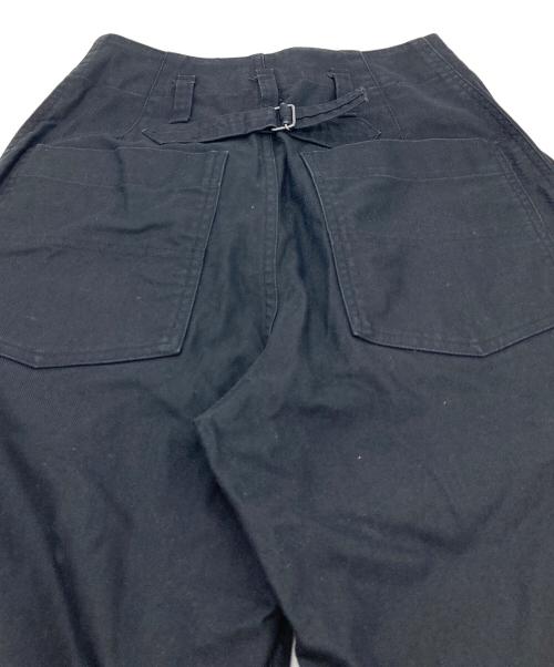MHL（エムエイチエル）MHL (エムエイチエル) DENSE COTTON DRILL PANTS ブラックの古着・服飾アイテム