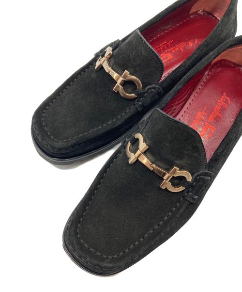 Salvatore Ferragamo（サルヴァトーレ フェラガモ）Salvatore Ferragamo (サルヴァトーレ フェラガモ) ローファー　革靴　セレモニー　イタリア製 ブラック サイズ:5 1/2の古着・服飾アイテム