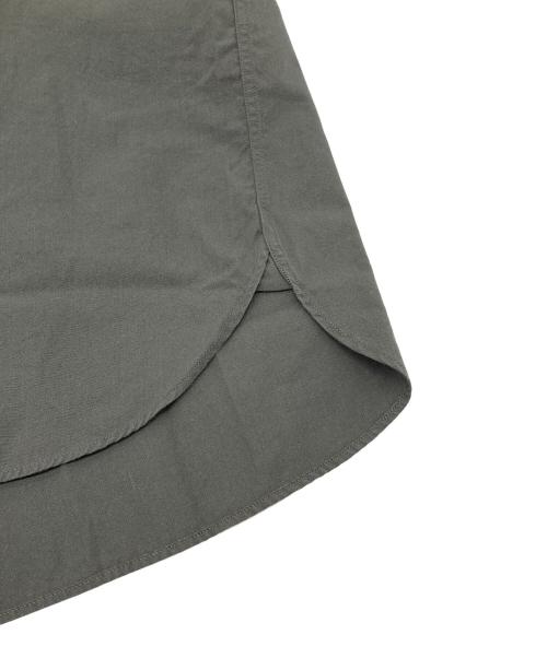 nanamica（ナナミカ）nanamica (ナナミカ) Button Down Wind Shirt グレー サイズ: Mの古着・服飾アイテム
