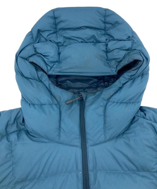mont-bell（モンベル）mont-bell (モンベル) ネージュダウン パーカ　ブルー　フード　ドローコード グリーン サイズ:Lの古着・服飾アイテム