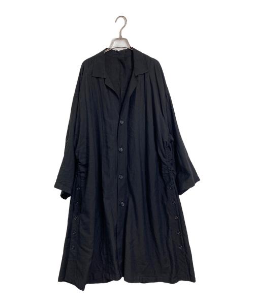 YOHJI YAMAMOTO（ヨウジヤマモト）YOHJI YAMAMOTO (ヨウジヤマモト) Cu/W HIGH TWISTED GABARDINE SIDE GATHER DETAIL COAT A 25SS ブラック サイズ:実寸参照の古着・服飾アイテム