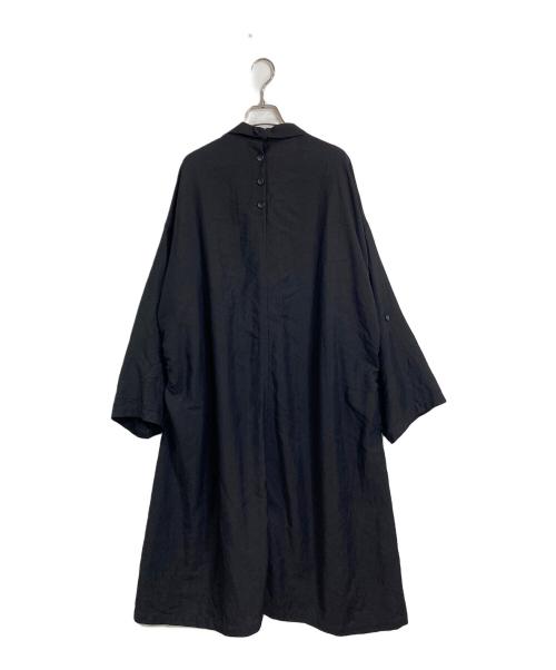 YOHJI YAMAMOTO（ヨウジヤマモト）YOHJI YAMAMOTO (ヨウジヤマモト) Cu/W HIGH TWISTED GABARDINE SIDE GATHER DETAIL COAT A 25SS ブラック サイズ:実寸参照の古着・服飾アイテム