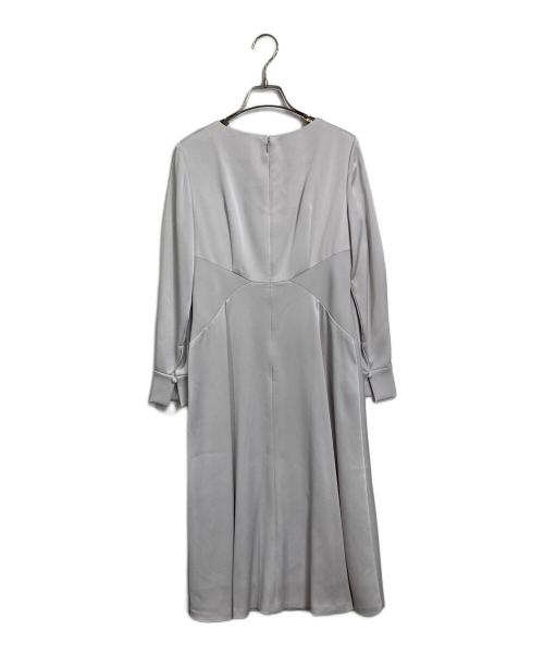 ANAYI（アナイ）ANAYI (アナイ) トリアセテートサテンフレアワンピース グレー サイズ:36の古着・服飾アイテム