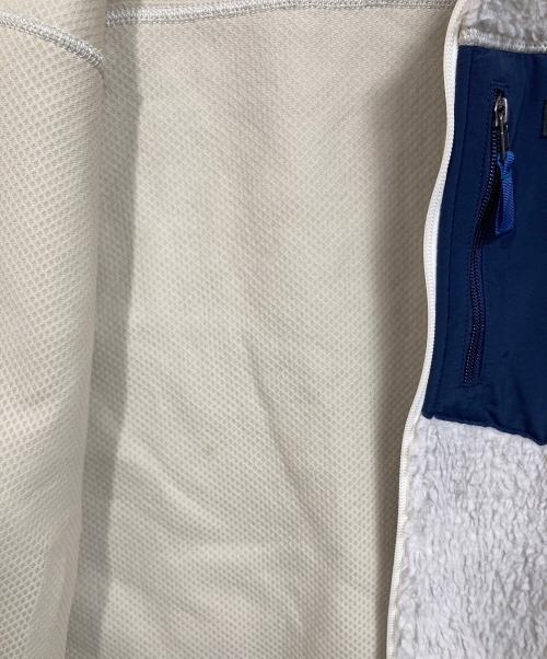 Patagonia（パタゴニア）Patagonia (パタゴニア) Men's Classic Retro-X  クラシックレトロX  スポーツ　アウトドア　アウター　ライトアウター　ボアベスト アイボリー サイズ:Mの古着・服飾アイテム