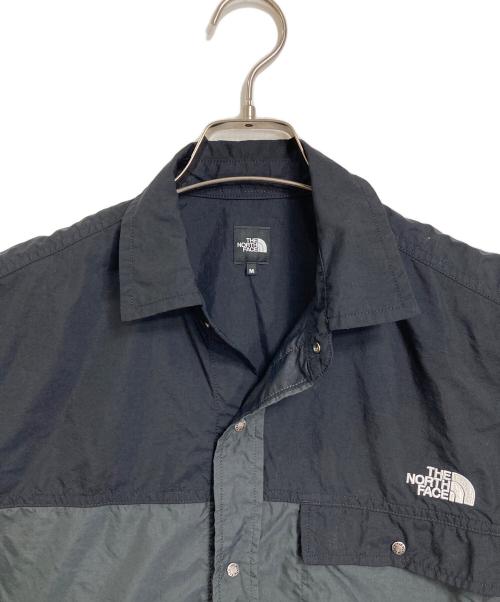 THE NORTH FACE（ザ ノース フェイス）THE NORTH FACE (ザ ノース フェイス) ショートスリーブヌプシシャツ　ナイロンシャツ　半袖シャツ　スポーツ　アウトドア ブラック サイズ:Mの古着・服飾アイテム
