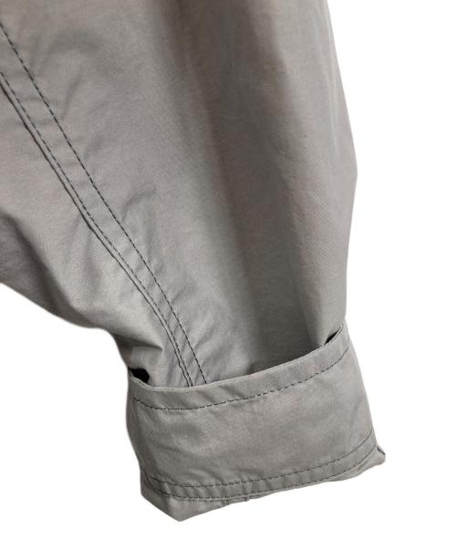 THE NORTH FACE（ザ ノース フェイス）THE NORTH FACE (ザ ノース フェイス) ロングスリーブヌプシシャツ　ナイロンシャツ　長袖シャツ　スポーツ　アウトドア グレー サイズ:Mの古着・服飾アイテム