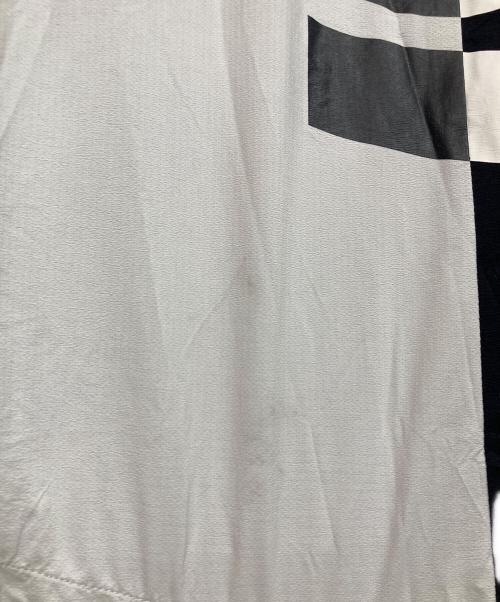 SOPH.（ソフ）SOPH. (ソフ) F.C.R.B. (エフシーレアルブリストル) WARM UP JACKET ナイロンパーカー　ウォームアップジャケット　アウター　ライトアウター　スポーツ　アウトドア ブラック×ホワイト サイズ:XLの古着・服飾アイテム