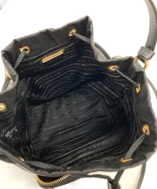 PRADA（プラダ）PRADA (プラダ) デュエット RE-NYLON バケットバッグ/巾着ショルダーバッグ ブラック サイズ:実寸参照の古着・服飾アイテム