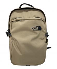 THE NORTH FACE（ザ ノース フェイス）の古着「ボルダーデイパック　リュック　通勤 通学 仕事 出張 旅行 トラベル タウンユース　スポーツ　アウトドア」｜ベージュ