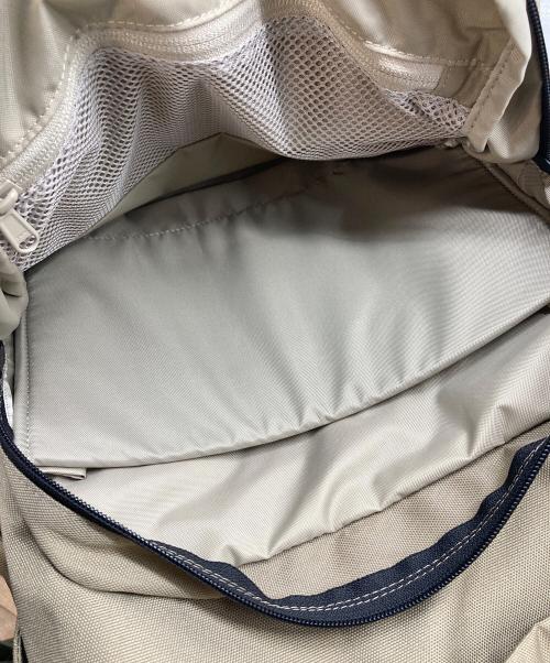 THE NORTH FACE（ザ ノース フェイス）THE NORTH FACE (ザ ノース フェイス) ボルダーデイパック　リュック　通勤 通学 仕事 出張 旅行 トラベル タウンユース　スポーツ　アウトドア ベージュ サイズ:実寸参照の古着・服飾アイテム