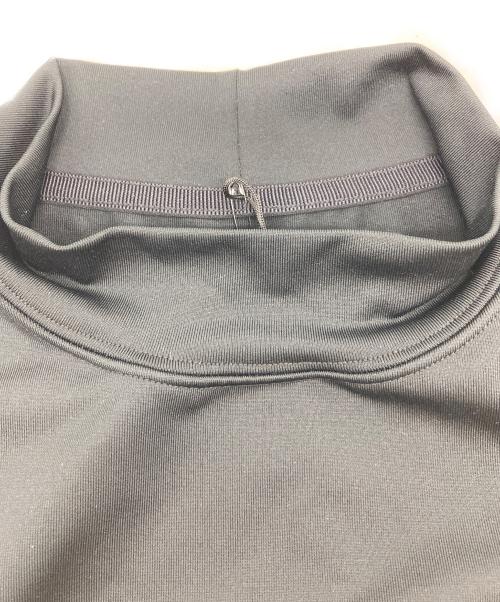 NIKE（ナイキ）NIKE (ナイキ) sacai (サカイ) クロップドモックネックノースリーブトップ ブラック サイズ:xs 未使用品の古着・服飾アイテム