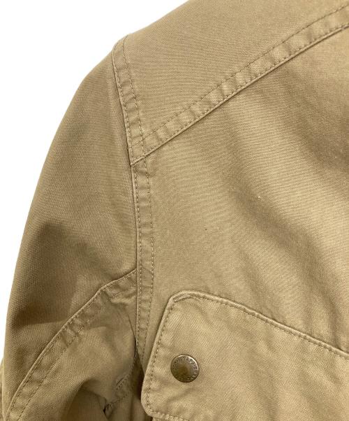 WTAPS（ダブルタップス）WTAPS (ダブルタップス) WHO DARES WINS ミリタリージャケット ベージュ サイズ:2の古着・服飾アイテム