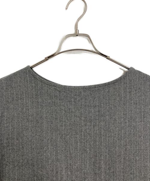 BEARDSLEY（ビアズリー）BEARDSLEY (ビアズリー) バックスリットコットンワンピース　ロングワンピース　日本製 グレー サイズ:FREEの古着・服飾アイテム
