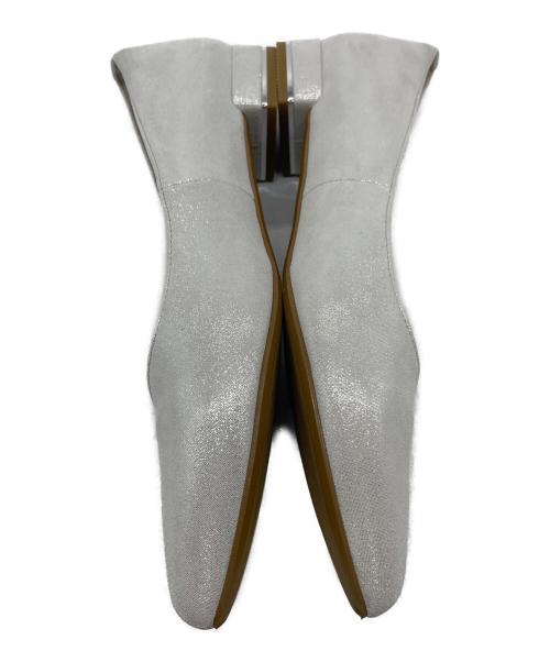 卑弥呼（ヒミコ）卑弥呼 (ヒミコ) 26SS 跳べるパンプス/ポインテッドトゥフラットパンプス シルバー サイズ:25cmの古着・服飾アイテム