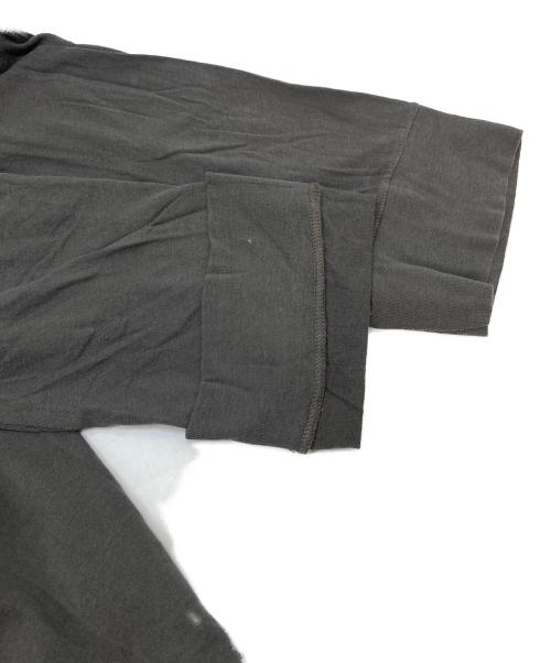 ANN DEMEULEMEESTER（アンドゥムルメステール）ANN DEMEULEMEESTER (アンドゥムルメステール) 変形カットソーパーカー カーキ サイズ:Mの古着・服飾アイテム