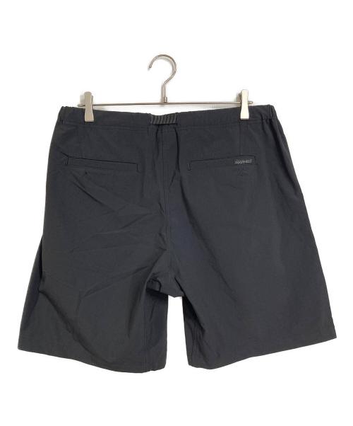 GRAMICCI（グラミチ）GRAMICCI (グラミチ) B-SHOP (ビショップ) 〈別注〉ナイロン タックショーツ　ハーフパンツ　スポーツ　アウトドア ブラック サイズ:Lの古着・服飾アイテム