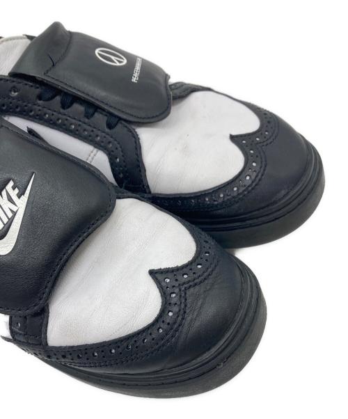NIKE（ナイキ）NIKE (ナイキ) PEACEMINUSONE (ピースマイナスワン) Kwondo1 G-Dragon Panda ホワイト×ブラック サイズ:US9.5の古着・服飾アイテム