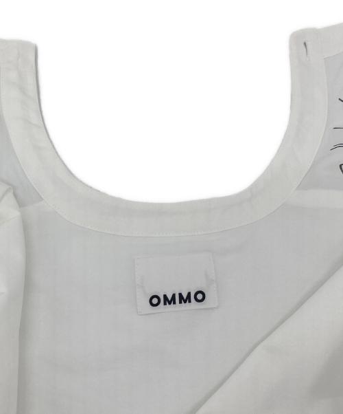 OMMO（オーエムエムオー）OMMO (オーエムエムオー) SQUARE GATHER SLEEVE SHIRT ホワイト サイズ:実寸参照の古着・服飾アイテム