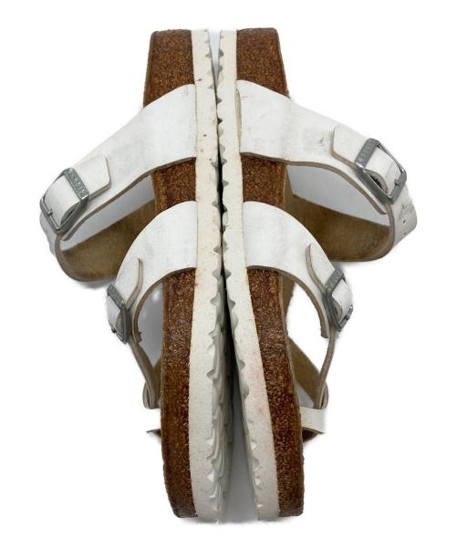 BIRKENSTOCK（ビルケンシュトック）BIRKENSTOCK (ビルケンシュトック) サンダル ホワイト サイズ:26.5の古着・服飾アイテム
