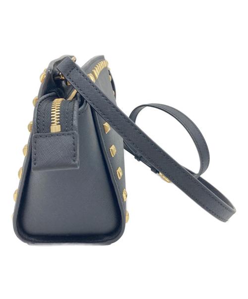 MICHAEL KORS（マイケルコース）MICHAEL KORS (マイケルコース) SELMA STUDDED MEDIUM MESSENGER  セルマスタッデッドミディアムメッセンジャー  ショルダーバッグ ブラック サイズ:実寸参照の古着・服飾アイテム