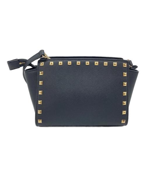 MICHAEL KORS（マイケルコース）MICHAEL KORS (マイケルコース) SELMA STUDDED MEDIUM MESSENGER  セルマスタッデッドミディアムメッセンジャー  ショルダーバッグ ブラック サイズ:実寸参照の古着・服飾アイテム