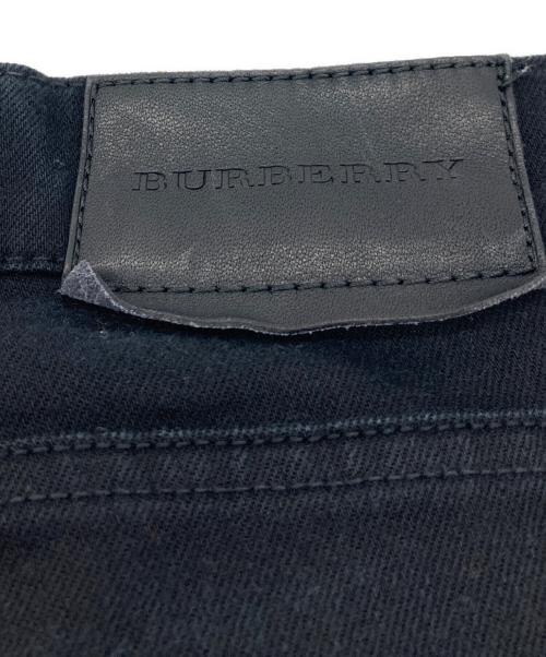 BURBERRY LONDON（バーバリーロンドン）BURBERRY LONDON (バーバリーロンドン) スリムデニムパンツ ブラック サイズ:W31の古着・服飾アイテム