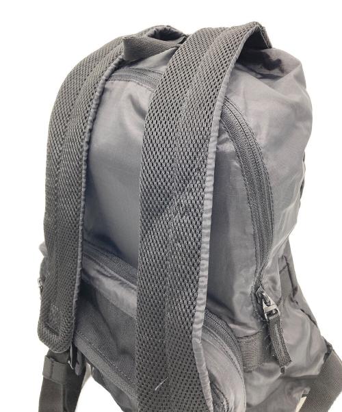 OAKLEY（オークリー）OAKLEY (オークリー) Packable Backpack 2.0 パッカブル　バックパック　リュック　通勤 通学 仕事 出張 旅行 トラベル タウンユース　スポーツ　アウトドア ブラック サイズ:実寸参照の古着・服飾アイテム