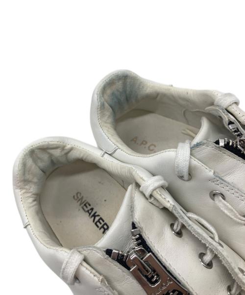 A.P.C.（アーペーセー）A.P.C. (アーペーセー) sacai (サカイ) MINIMAL JULIETTA レザー ローカット スニーカー ホワイト サイズ:24.93CMの古着・服飾アイテム