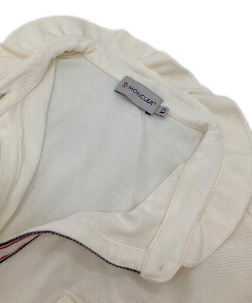 MONCLER（モンクレール）MONCLER (モンクレール) ポロシャツ アイボリー サイズ:XSの古着・服飾アイテム