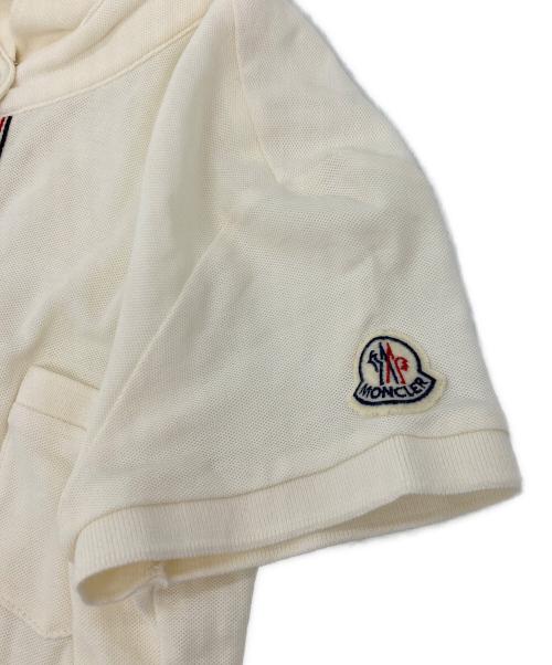 MONCLER（モンクレール）MONCLER (モンクレール) ポロシャツ アイボリー サイズ:XSの古着・服飾アイテム