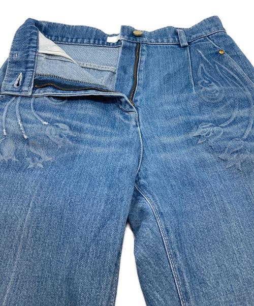 Mame Kurogouchi（マメクロゴウチ）mame kurogouchi (マメクロゴウチ) Floral Embossed Flare Jeans デニムパンツ　24SS インディゴ サイズ:2の古着・服飾アイテム